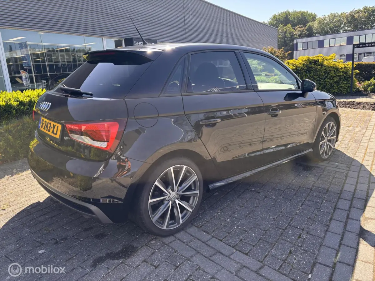 1.0 TFSI DSG Advance S-Line Leer