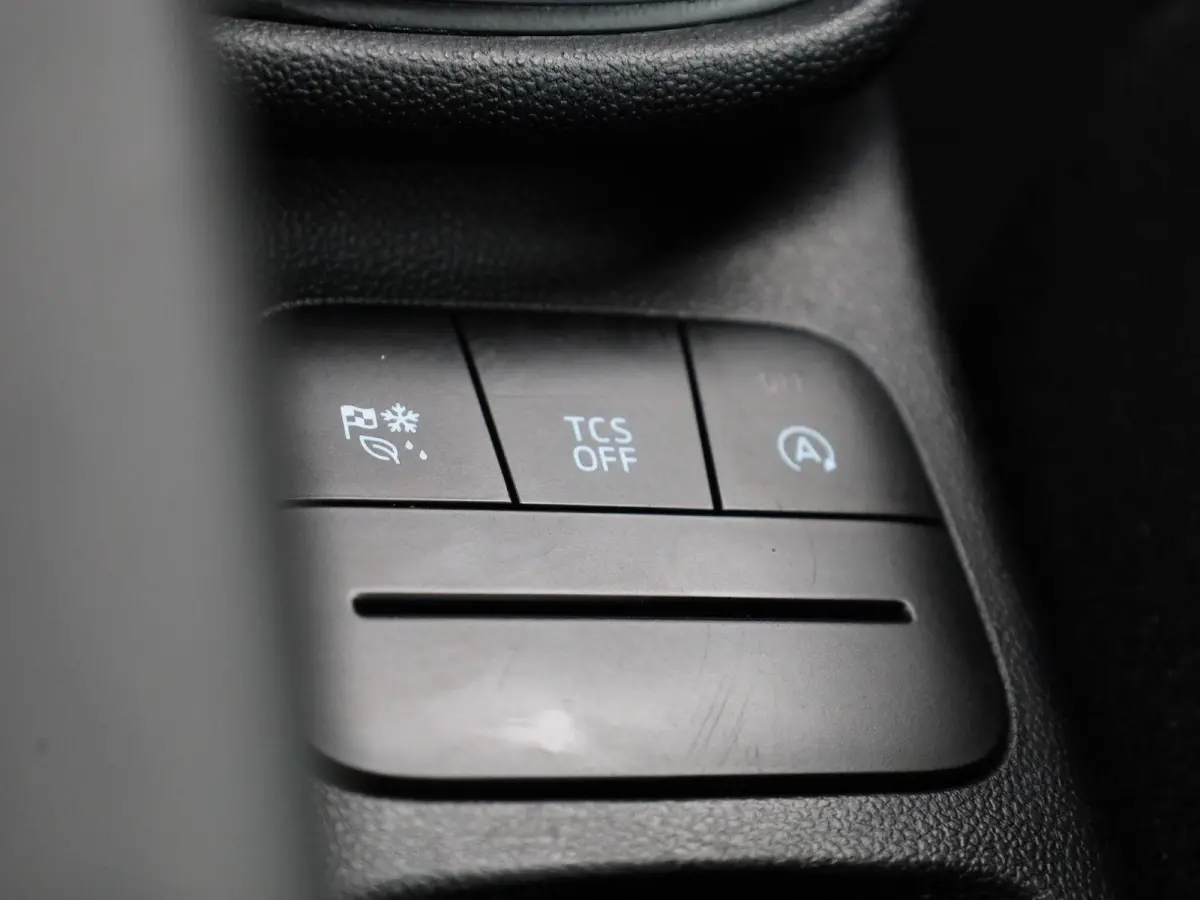 1.0 EcoBoost Hybrid Titanium | CLIMATE CONTROL | PARKEERSENSOREN | APPLE CARPLAY | CRUISE CONTROL | LMV |