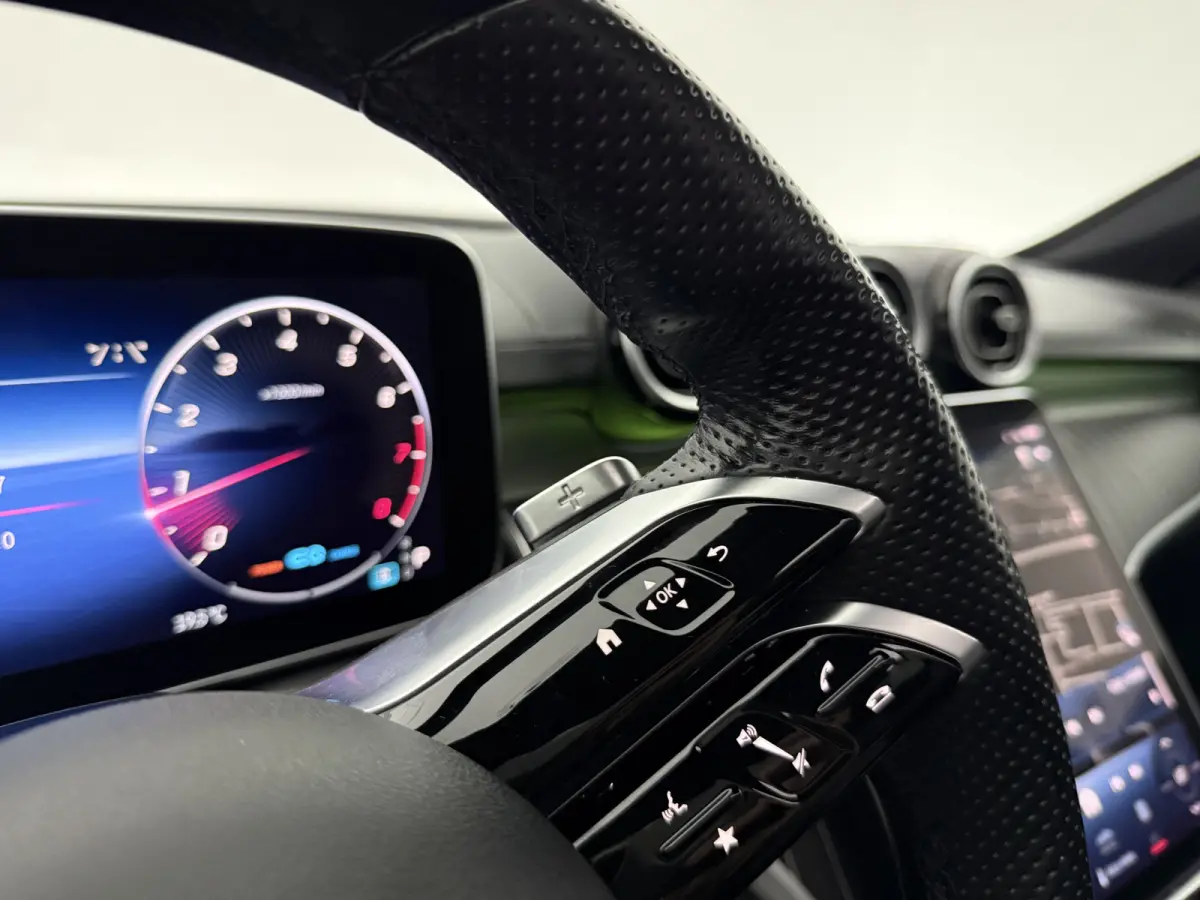 200 Launch Edition AMG Line | Pano | Sfeer | Virtual | Burmester | Camera | Carplay | Cruise | NAP