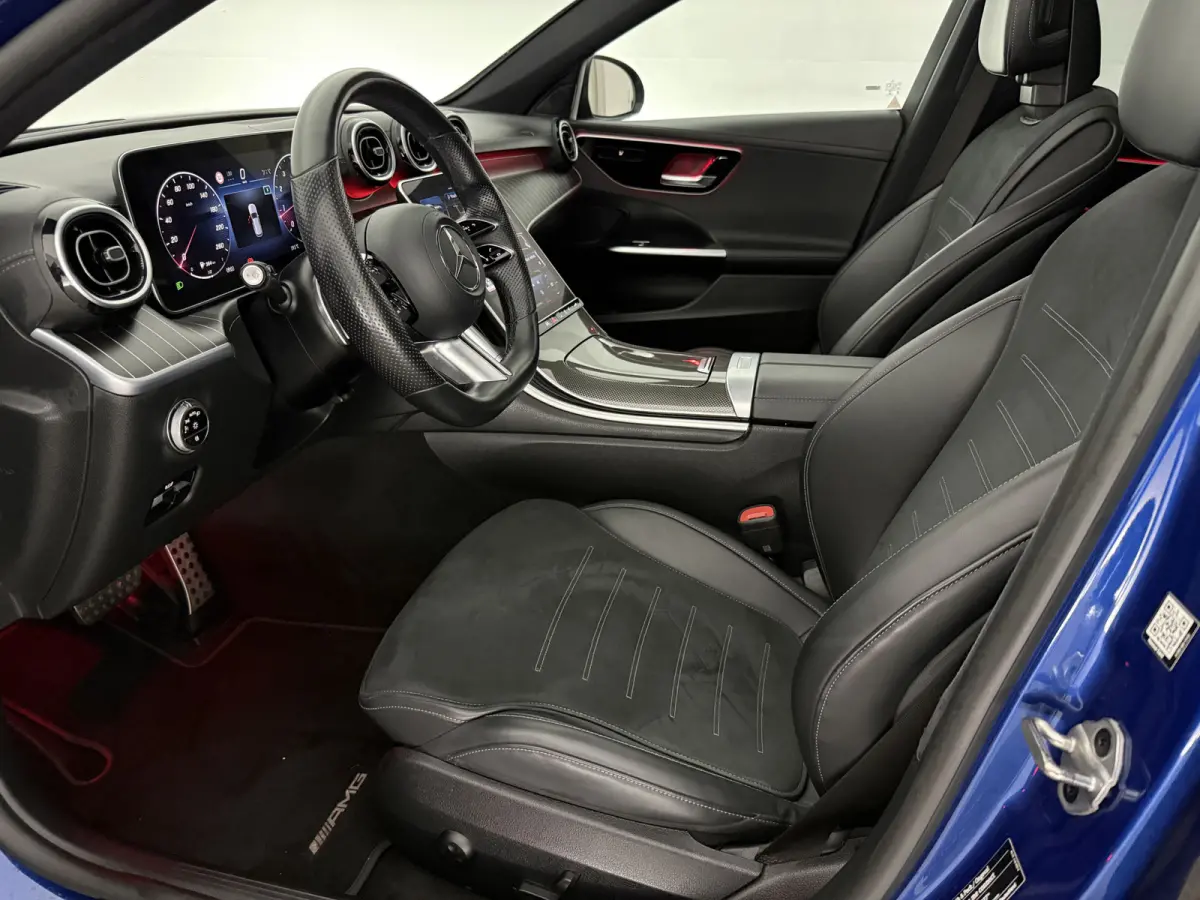 200 Launch Edition AMG Line | Pano | Sfeer | Virtual | Burmester | Camera | Carplay | Cruise | NAP