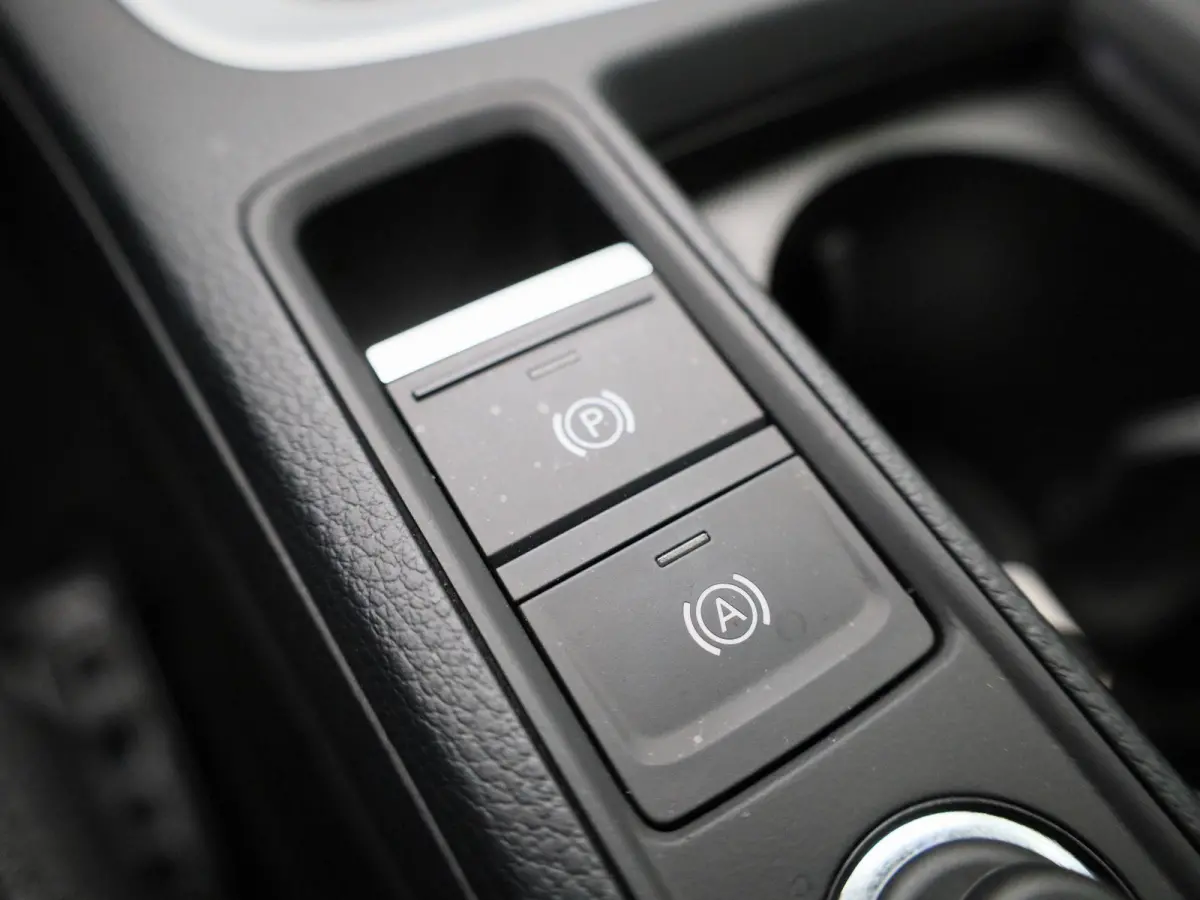 45 TFSI-e S tronic Bus. Ed. Attraction | ACHTERUITRIJCAMERA | ELEKTRISCHE KOFFERKLEP | STOELVERWARMING | LEDER | CLIMATE CONTROL | CRUISE CONTROL |