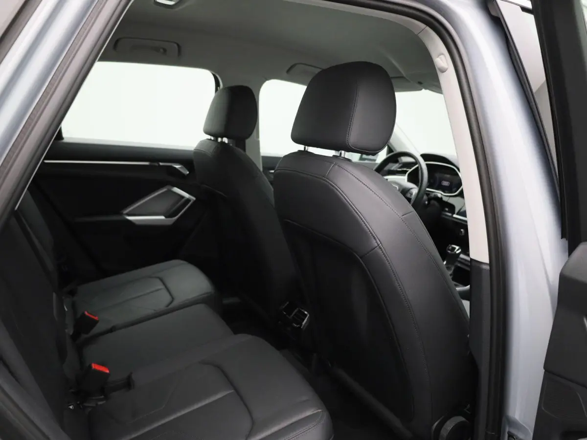 45 TFSI-e S tronic Bus. Ed. Attraction | ACHTERUITRIJCAMERA | ELEKTRISCHE KOFFERKLEP | STOELVERWARMING | LEDER | CLIMATE CONTROL | CRUISE CONTROL |