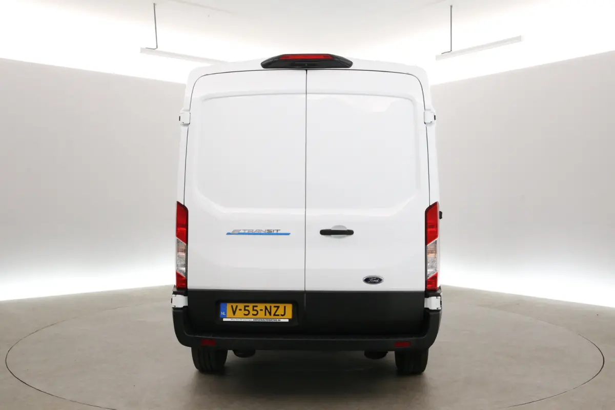 L2H2 Trend 68 kWh | Snelladen | SOH 98% | Airco | Camera | 3 Zits | Cruise | Carplay | Navi