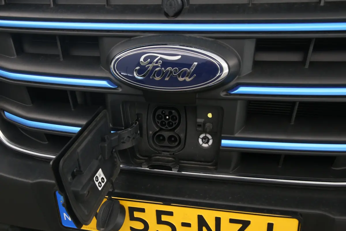 L2H2 Trend 68 kWh | Snelladen | SOH 98% | Airco | Camera | 3 Zits | Cruise | Carplay | Navi