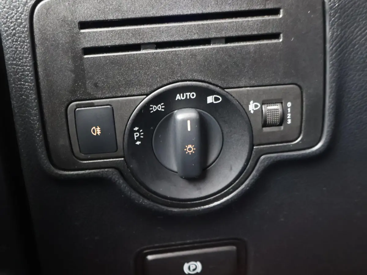 eVito LANG 41 kWh + STOELVERW. | APPLE CARPLAY | IMPERIAAL | DAB | 3-ZITS