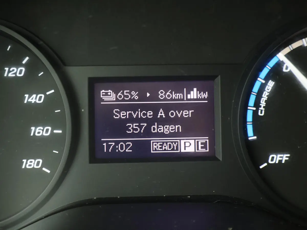 eVito LANG 41 kWh + STOELVERW. | APPLE CARPLAY | IMPERIAAL | DAB | 3-ZITS