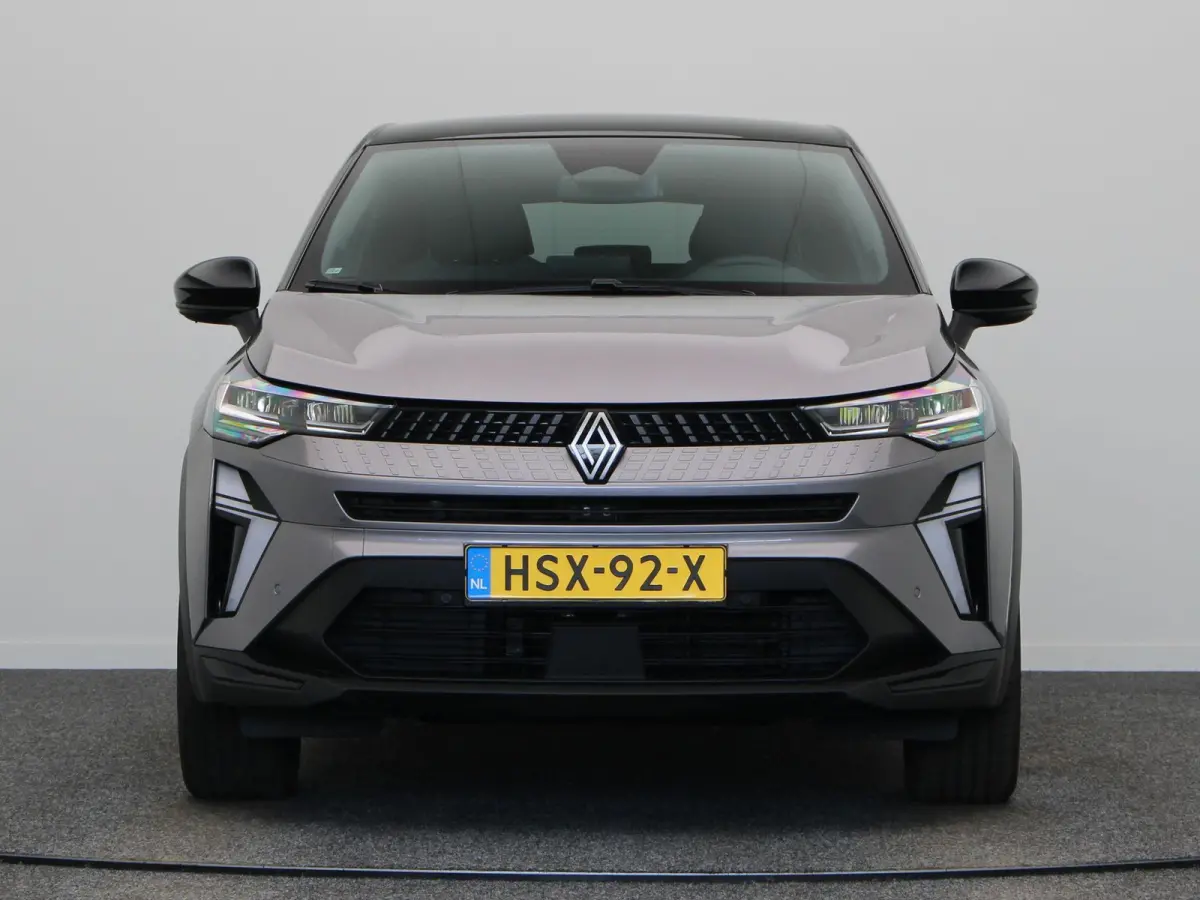 1.6 E-Tech full hybrid 145 techno | Adaptive cruise control | Achteruitrij camera | Climate control | Lichtmetalen velgen 18'' |