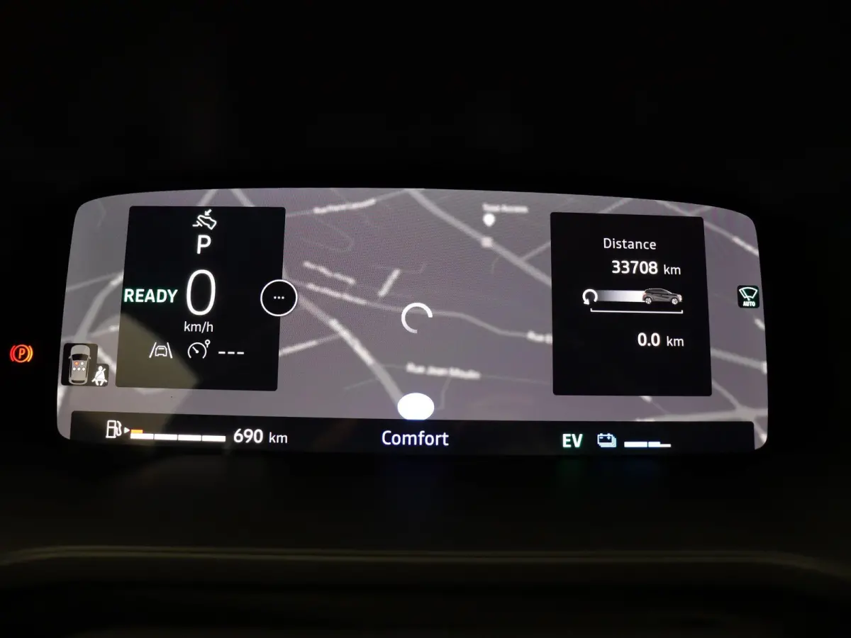 1.6 E-Tech full hybrid 145 techno | Adaptive cruise control | Achteruitrij camera | Climate control | Lichtmetalen velgen 18'' |