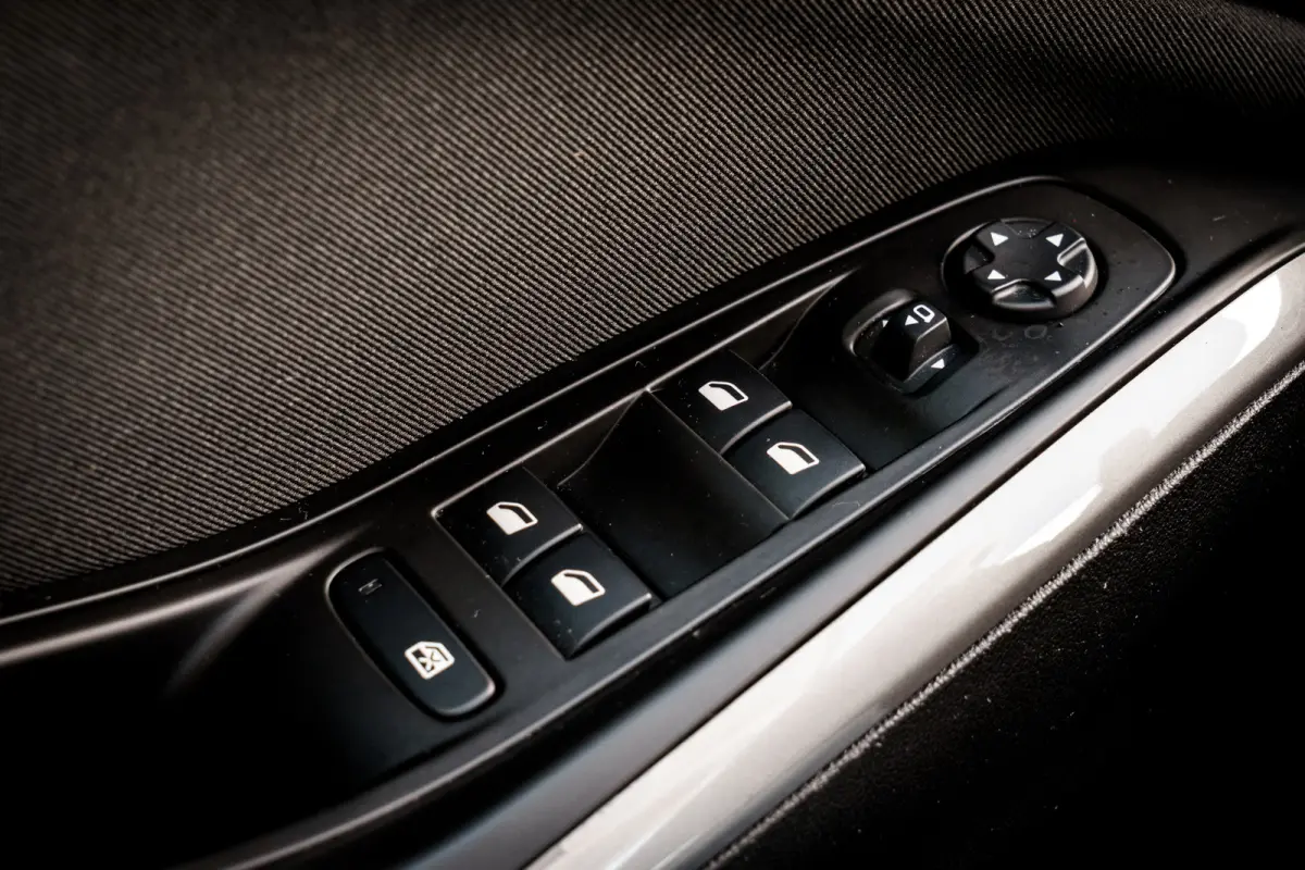 1.2 Turbo Edition Aut. | 24.915 Km | LED | Camera | PDC | Carplay