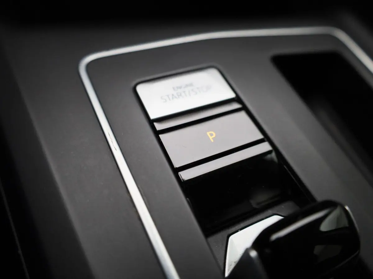 VIII 1.0 eTSI 81kW DSG Life | Automaat | Apple Carplay / Android Auto | Privacy Glass | Virtual Cockpit | Camera | LED Koplampen | Lichtmetalen Velgen |