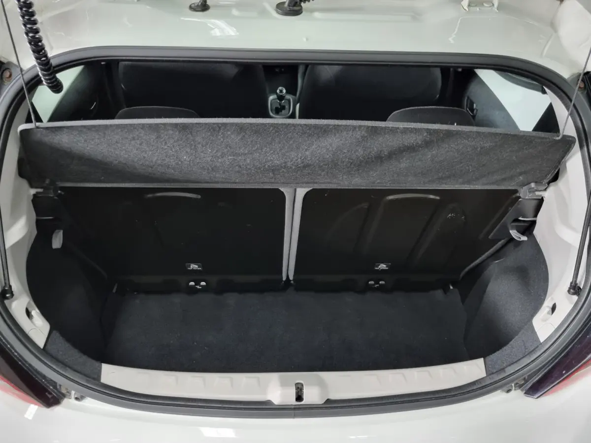 1.0 VVT-i x-play Automaat