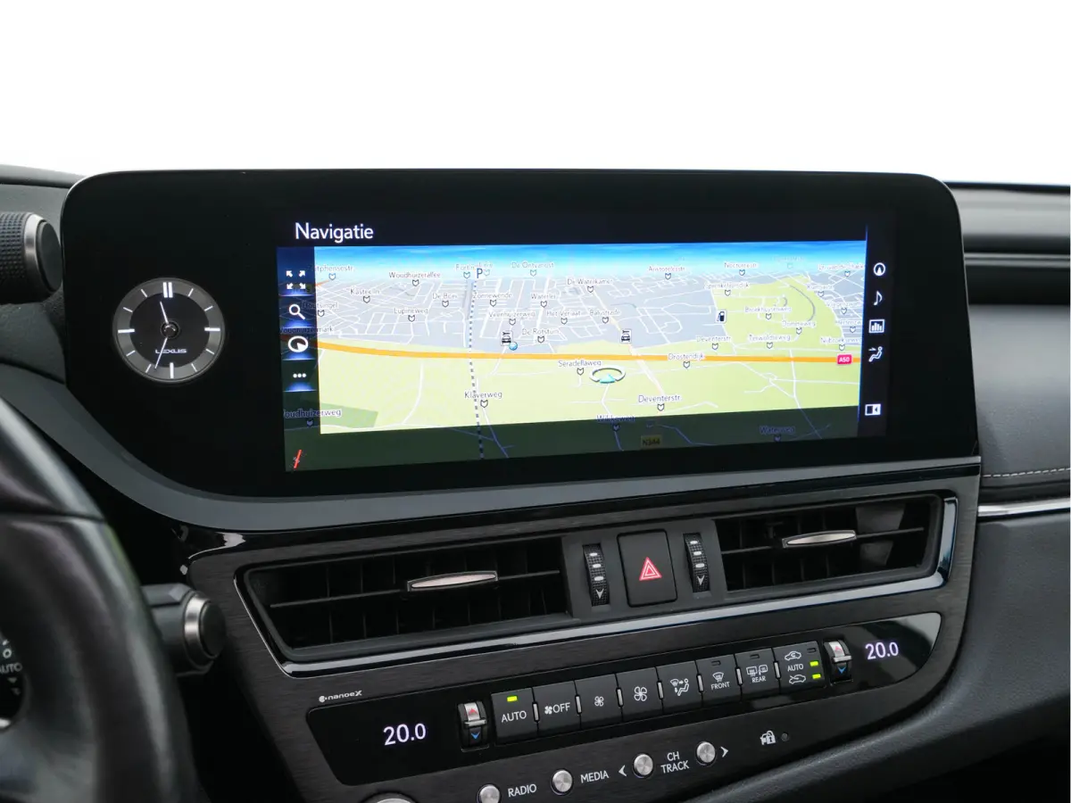 Business Line (INCL-BTW) Aut. *PANO | LEATHER | FULL-LED | ADAPTIVE-CRUISE | BLINDSPOT | KEYLESS | CAMERA | HEATED-COMFORTSEATS | NAVI-FULLMAP | PRIVACY-GLASS | SHIFTPADDLES | ECC | PDC | 19