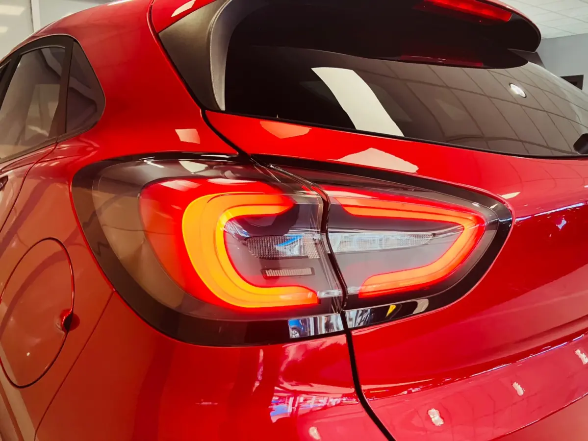 1.0 EcoBoost ST-Line X | CAMERA | LED | NAVI | CAR PLAY |