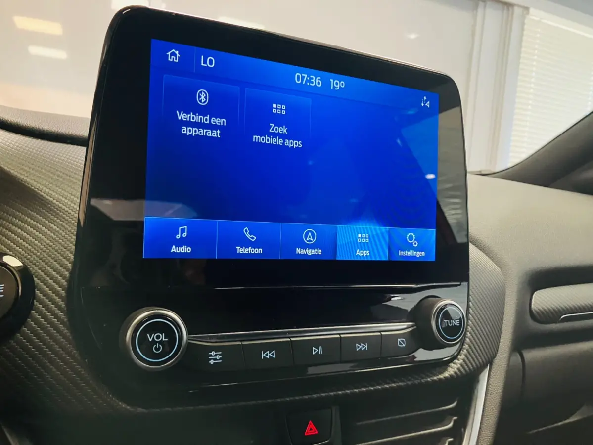 1.0 EcoBoost ST-Line X | CAMERA | LED | NAVI | CAR PLAY |