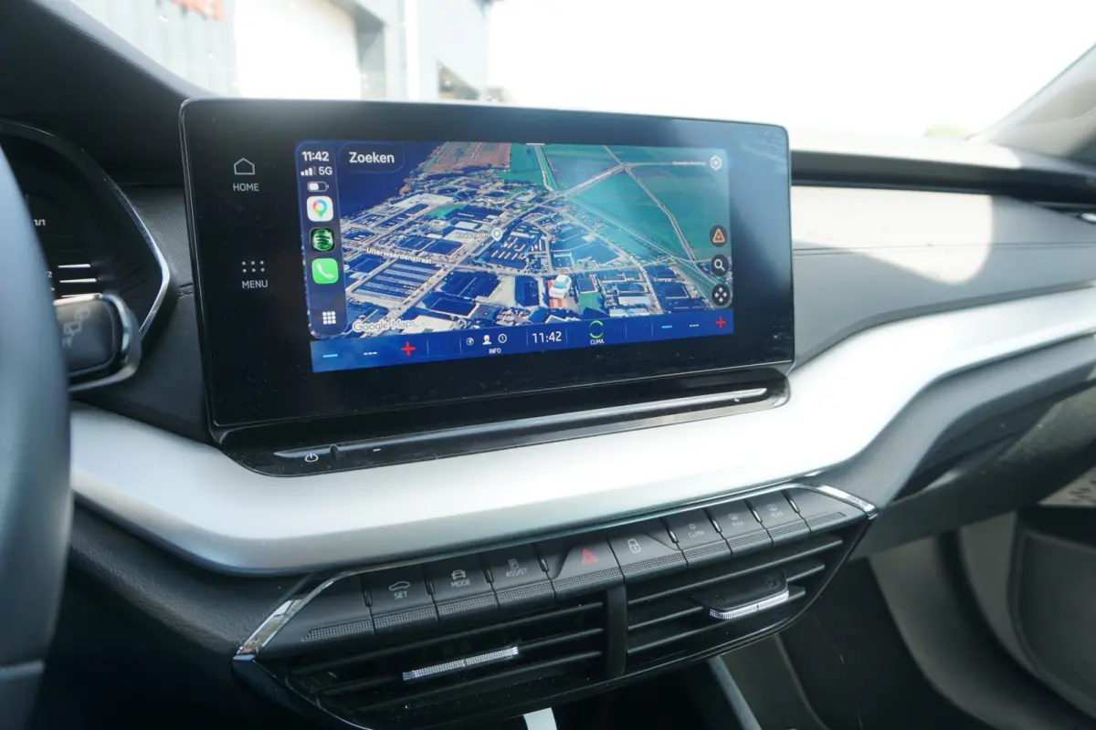 1.0 TSI Business Edition | CARPLAY | ECC | NAVI | CRUISE |