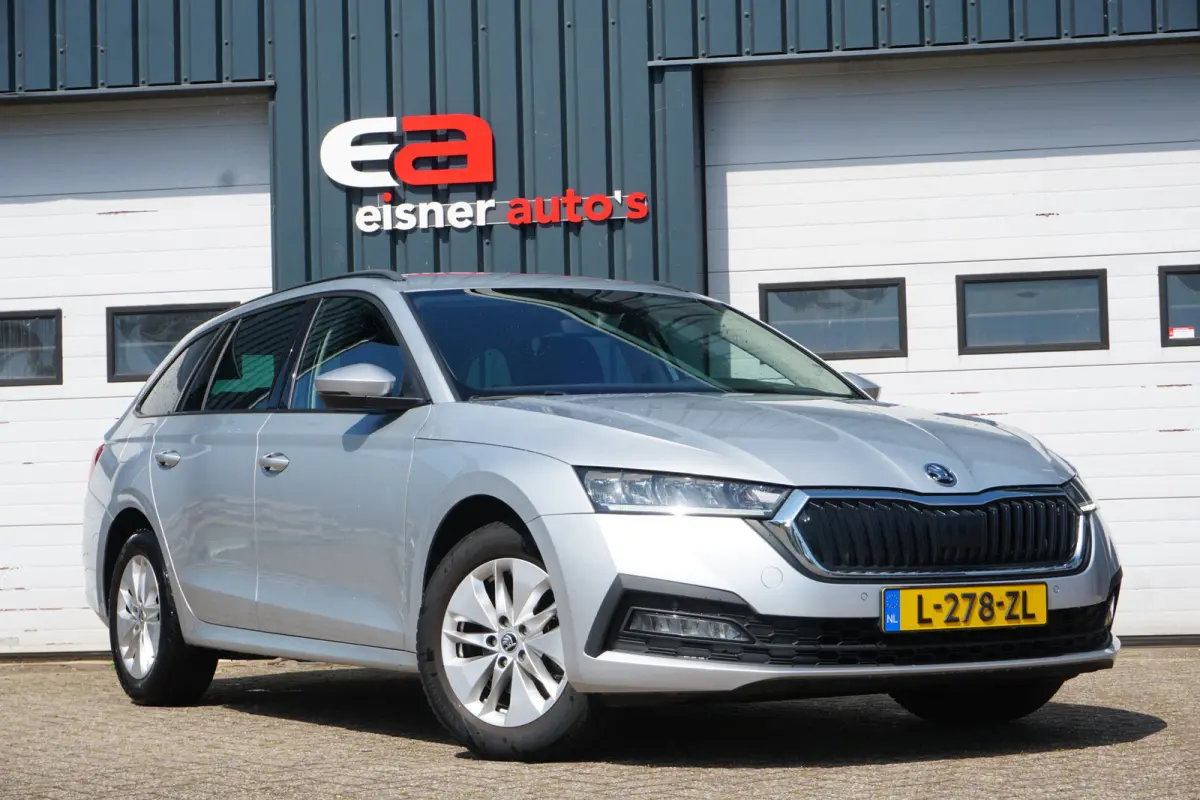1.0 TSI Business Edition | CARPLAY | ECC | NAVI | CRUISE |
