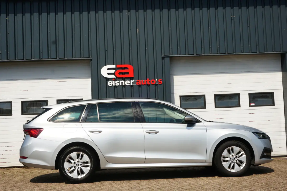 1.0 TSI Business Edition | CARPLAY | ECC | NAVI | CRUISE |