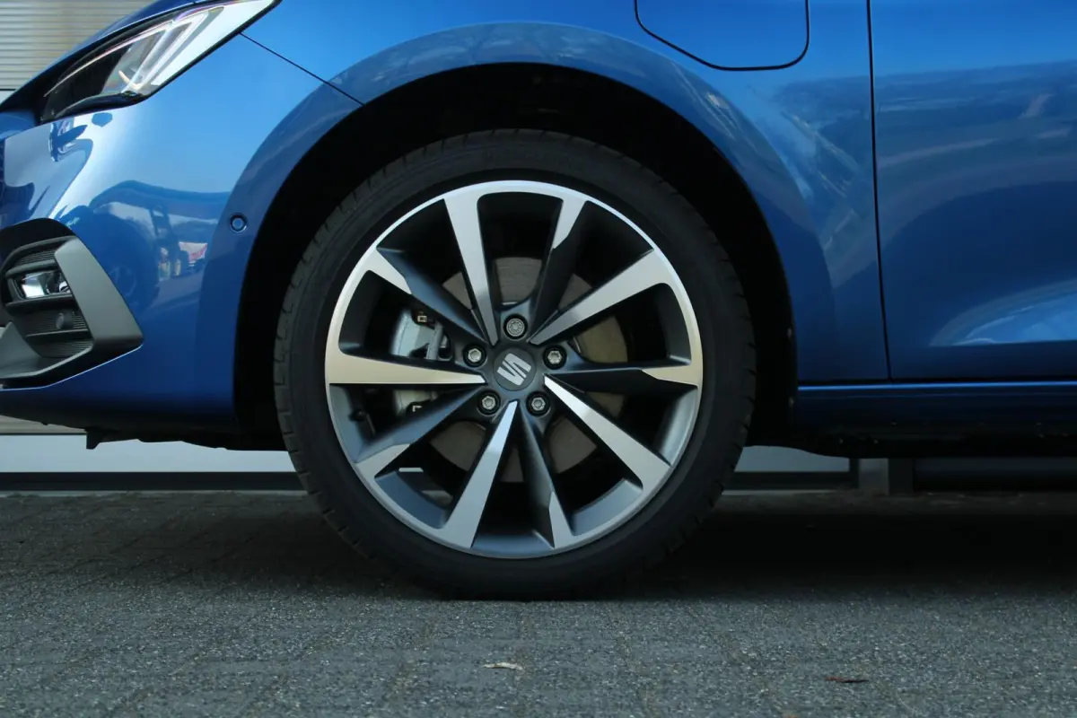 1.5 TSI e-Hybrid 204pk FR Business | Technology Pack | 18" Velgen