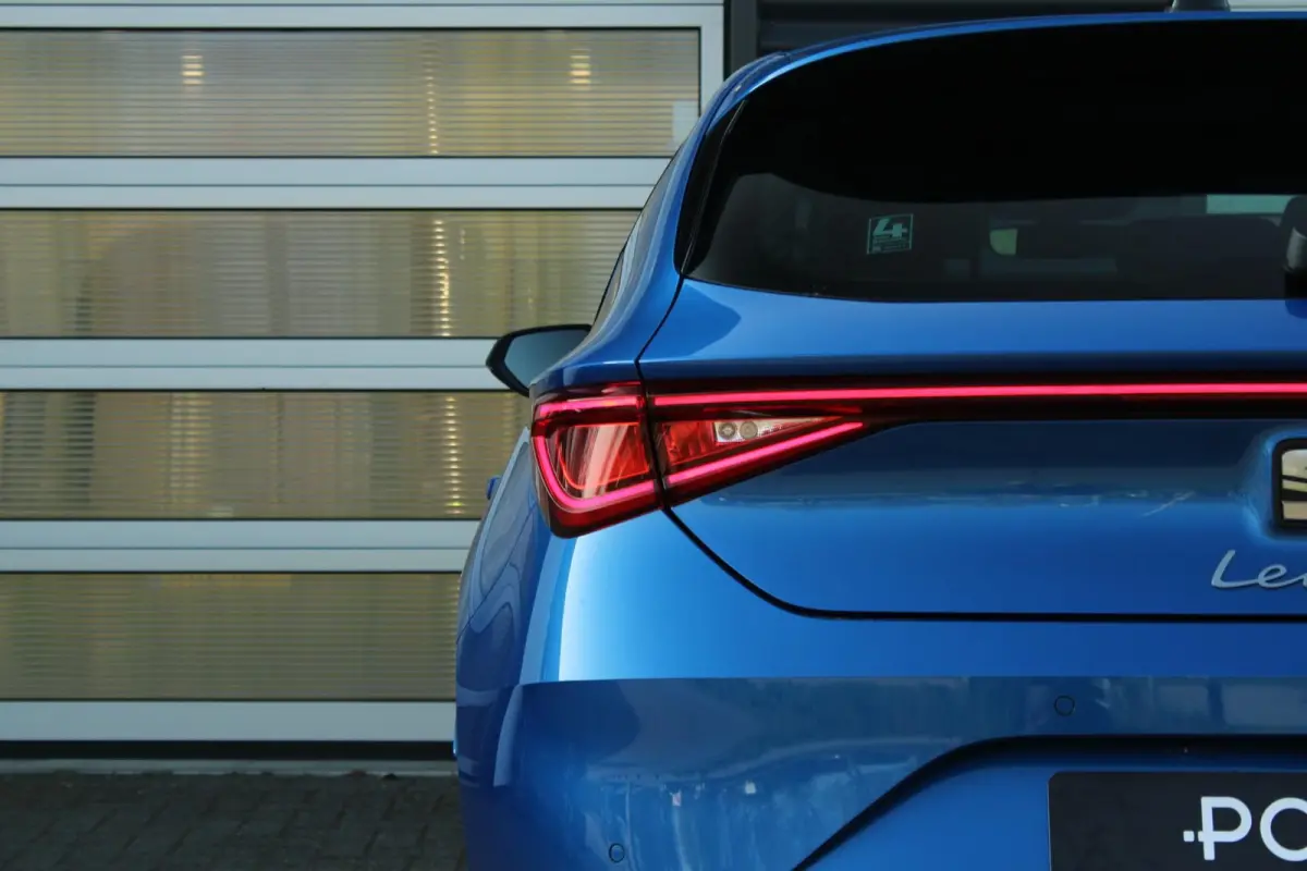 1.5 TSI e-Hybrid 204pk FR Business | Technology Pack | 18" Velgen