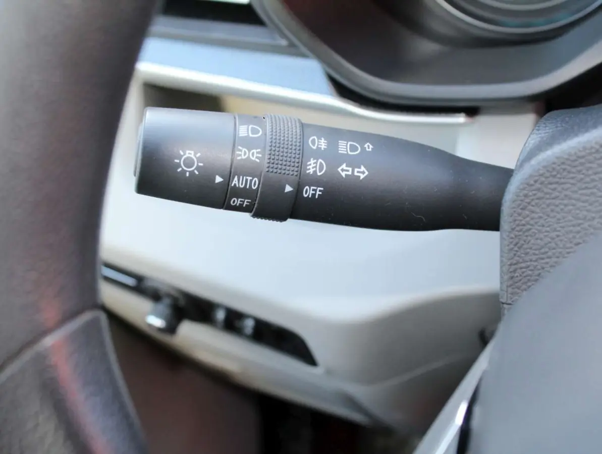 L3 65 kWh Elektrische Bakwagen Laadklep