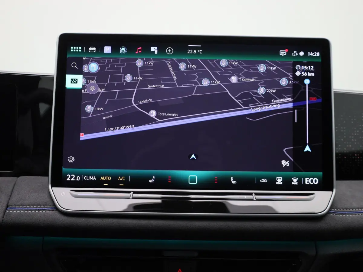 1.5 eHybrid R-Line Edition 272 PK| Origineel Nederlands | 1e Eigenaar | Panoramadak | Trekhaak | Navgatie | Achteruitrijcamera | Dodehoekdetectie | Achterklep Elektrisch
