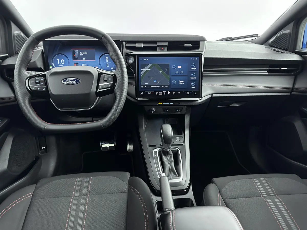 1.0 EcoBoost ST-Line Automaat | Winter Pakket | Camera | Draadloos Apple/Android Carplay |
