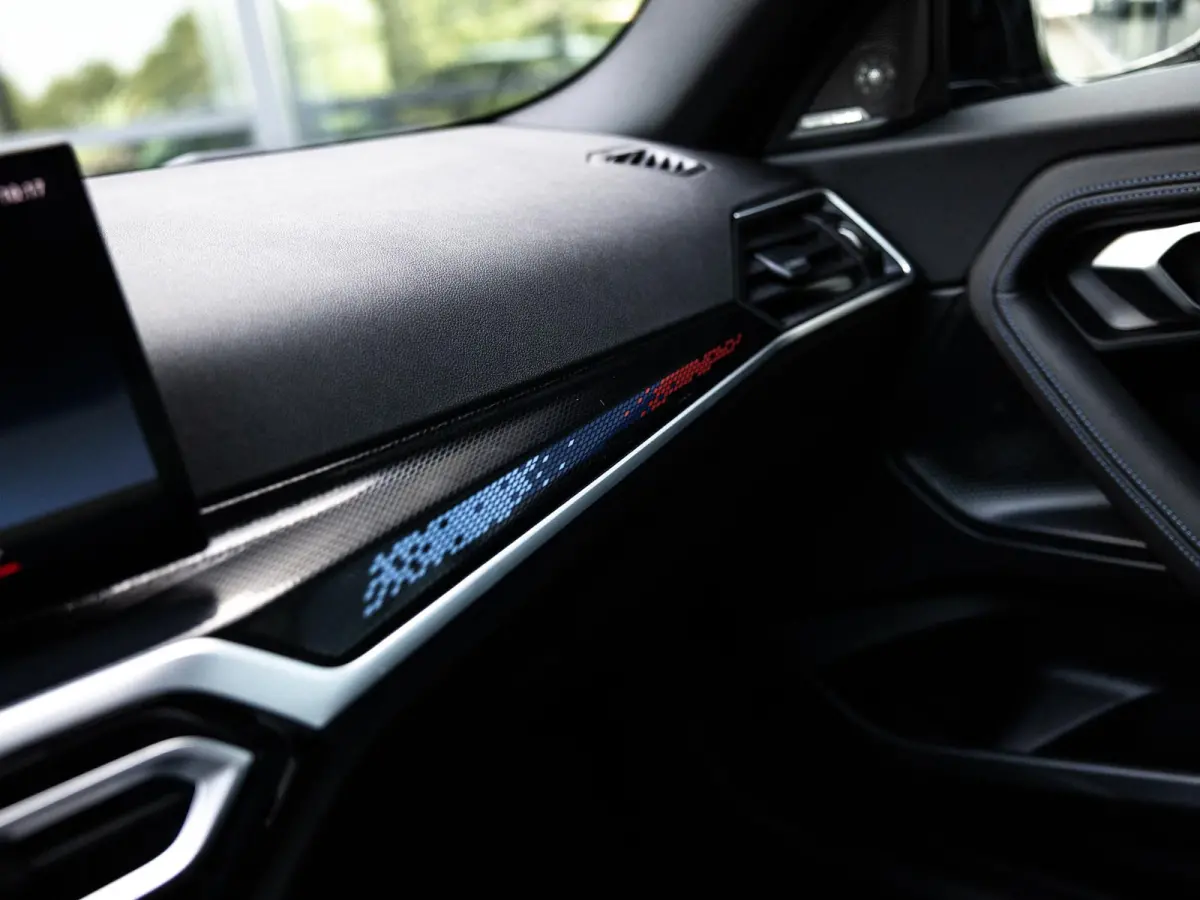 M240i xDrive | HARMAN KARDON | STOELMEMORY | ADAPTIEVE CRUISE CONTROL | INNOVATIE PAKKET | COMFORT PAKKET | BROOKLYN GRAU | 19 INCH JET BLACK |