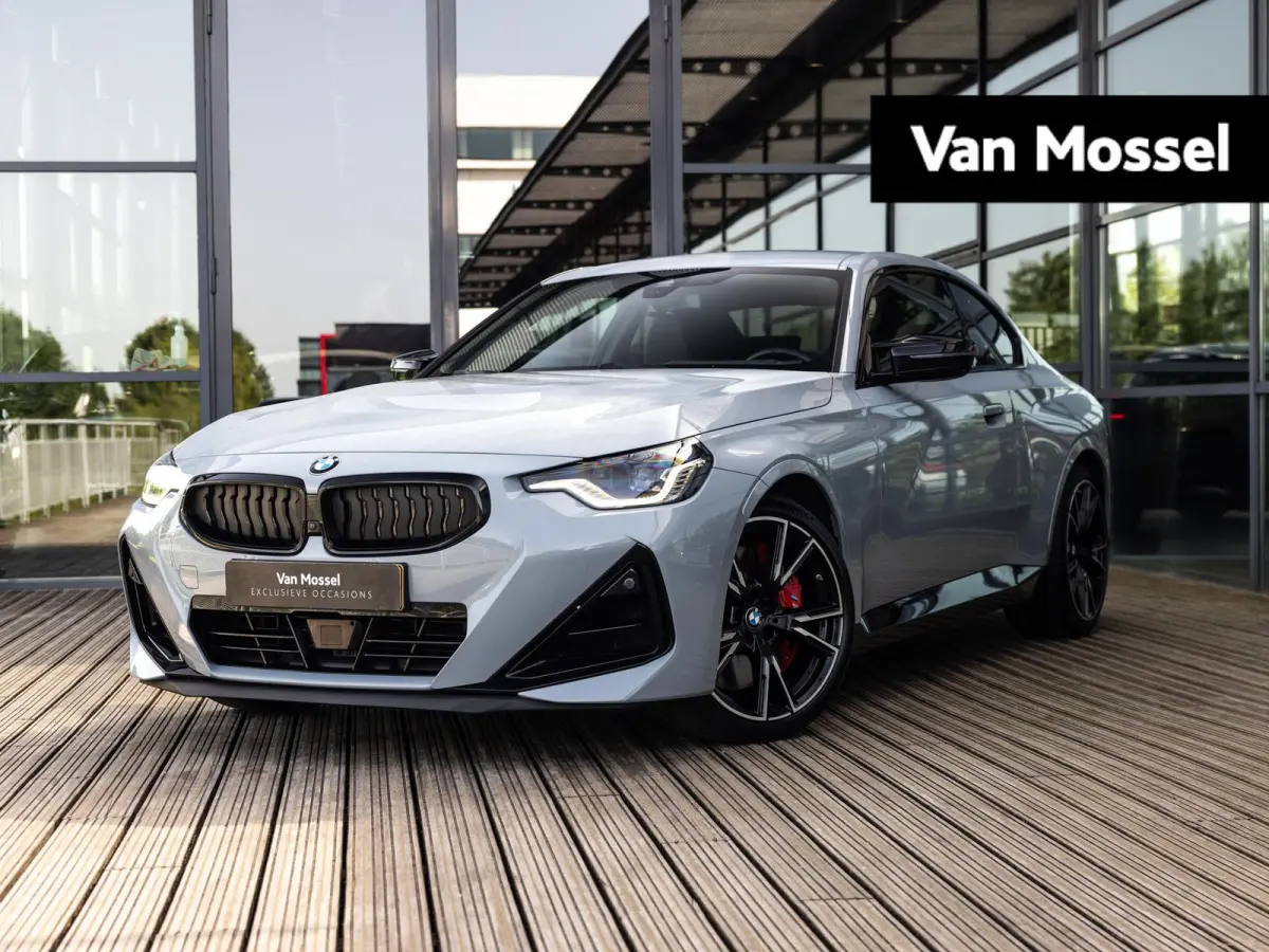 M240i xDrive | HARMAN KARDON | STOELMEMORY | ADAPTIEVE CRUISE CONTROL | INNOVATIE PAKKET | COMFORT PAKKET | BROOKLYN GRAU | 19 INCH JET BLACK |