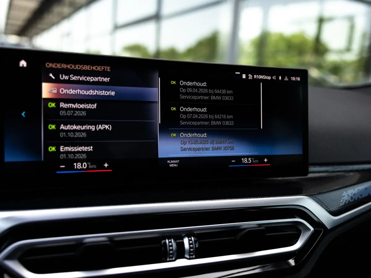 M240i xDrive | HARMAN KARDON | STOELMEMORY | ADAPTIEVE CRUISE CONTROL | INNOVATIE PAKKET | COMFORT PAKKET | BROOKLYN GRAU | 19 INCH JET BLACK |