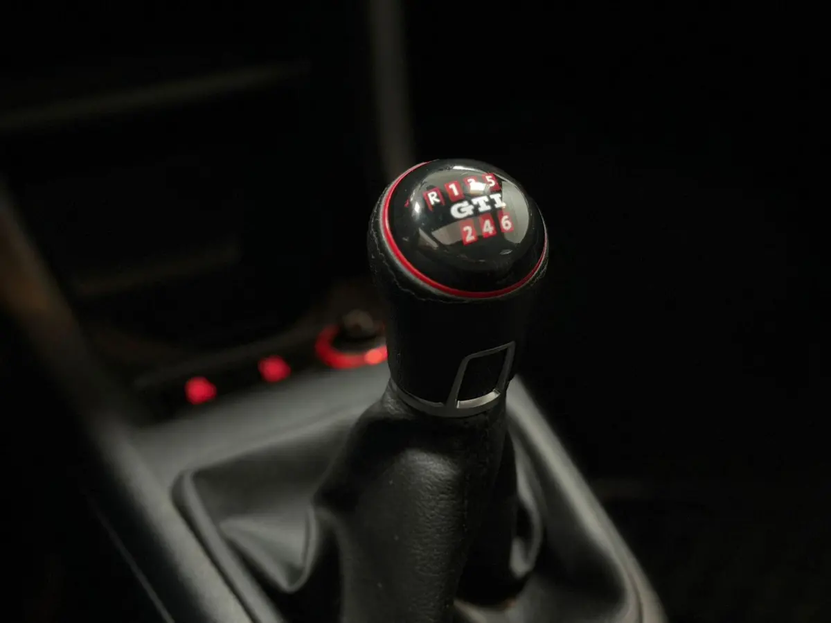 Up! 1.0 TSI GTI Pano*Camera*StoelVerwarming*CruisC