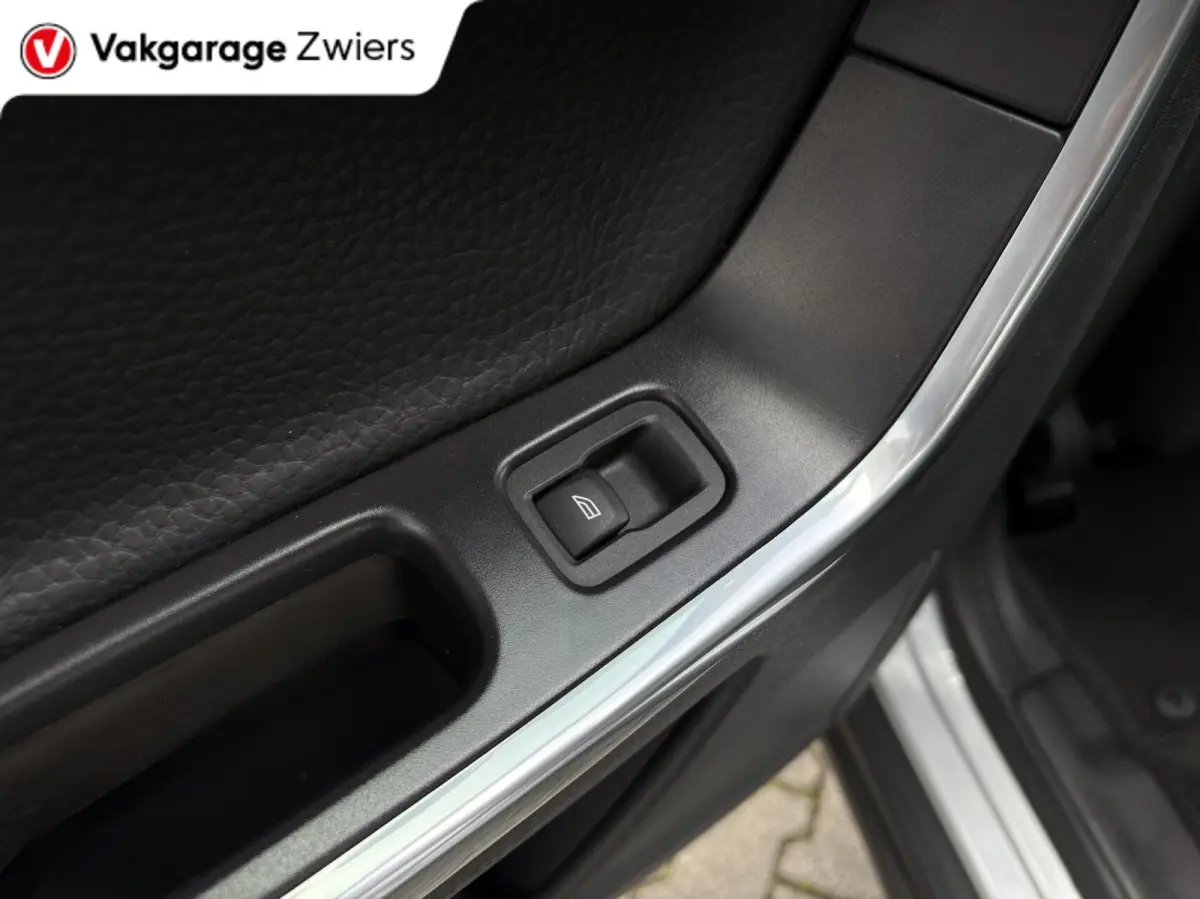 2.0 T5 Summum|Automaat|Stoelverwarming|Memory|Cruise|Leder