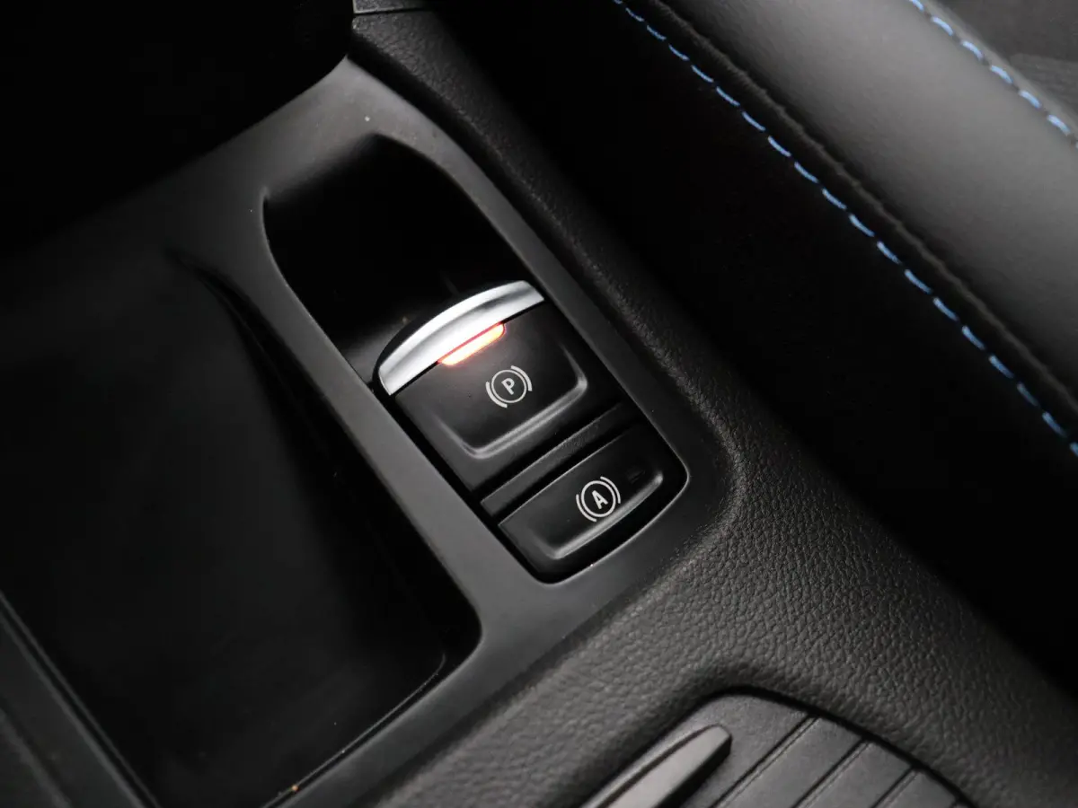 Full Hybrid 145pk Esprit Alpine | Stuur- Stoelverwarming | Dodehoek detectie | Adaptieve cruise control |