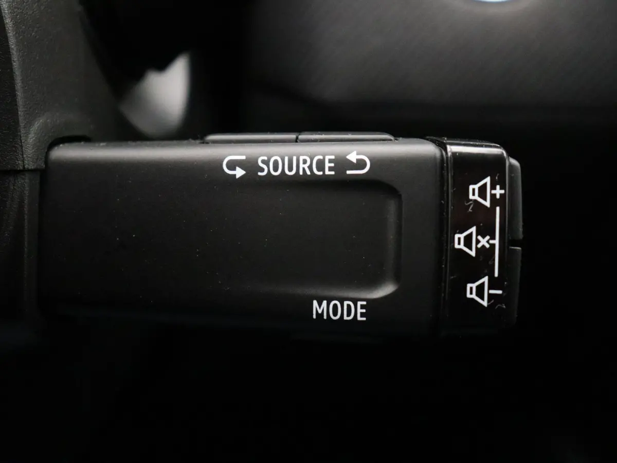 Full Hybrid 145pk Esprit Alpine | Stuur- Stoelverwarming | Dodehoek detectie | Adaptieve cruise control |