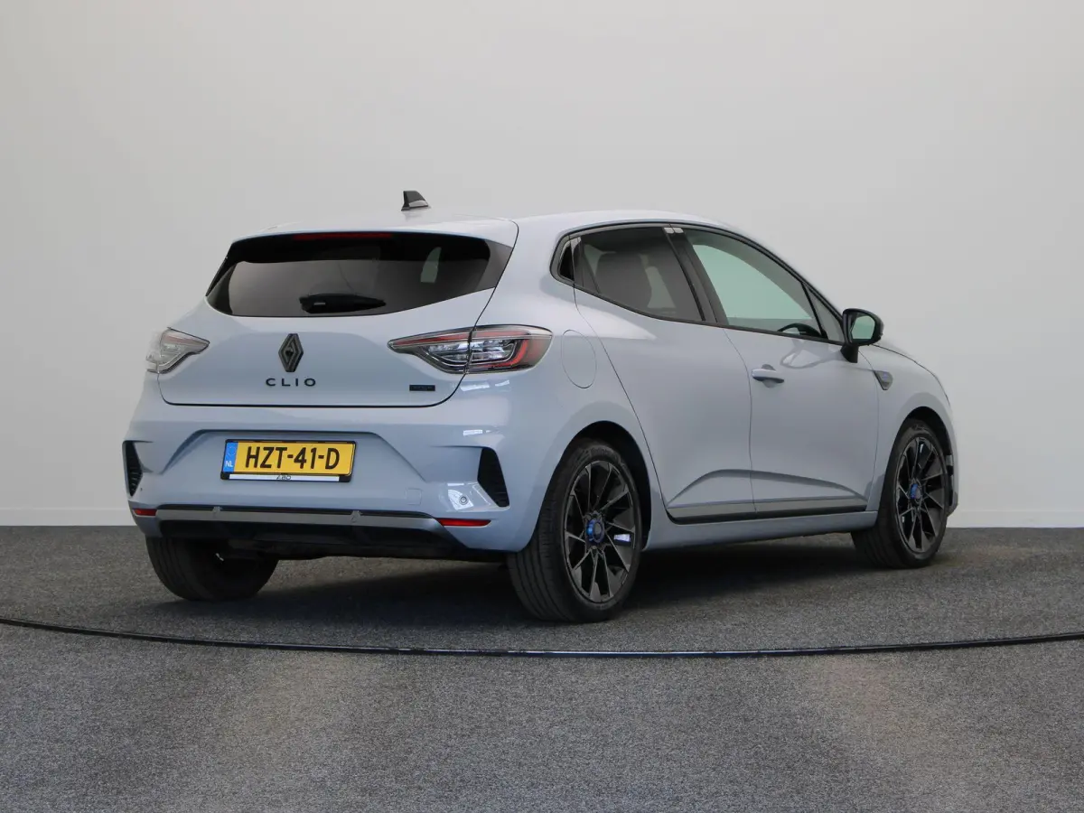 Full Hybrid 145pk Esprit Alpine | Stuur- Stoelverwarming | Dodehoek detectie | Adaptieve cruise control |