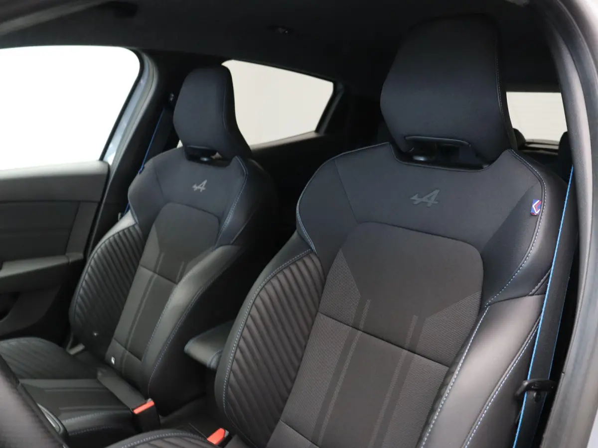 Full Hybrid 145pk Esprit Alpine | Stuur- Stoelverwarming | Dodehoek detectie | Adaptieve cruise control |