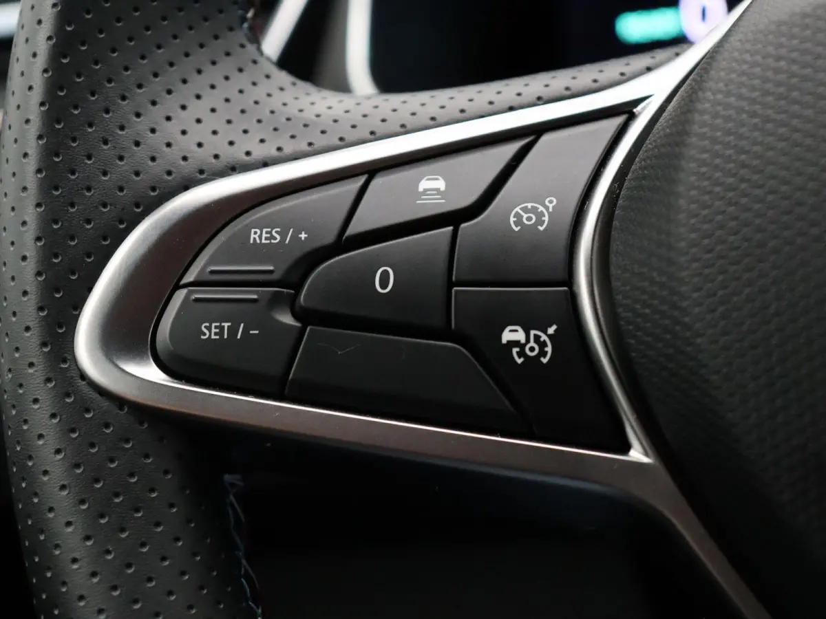 Full Hybrid 145pk Esprit Alpine | Stuur- Stoelverwarming | Dodehoek detectie | Adaptieve cruise control |