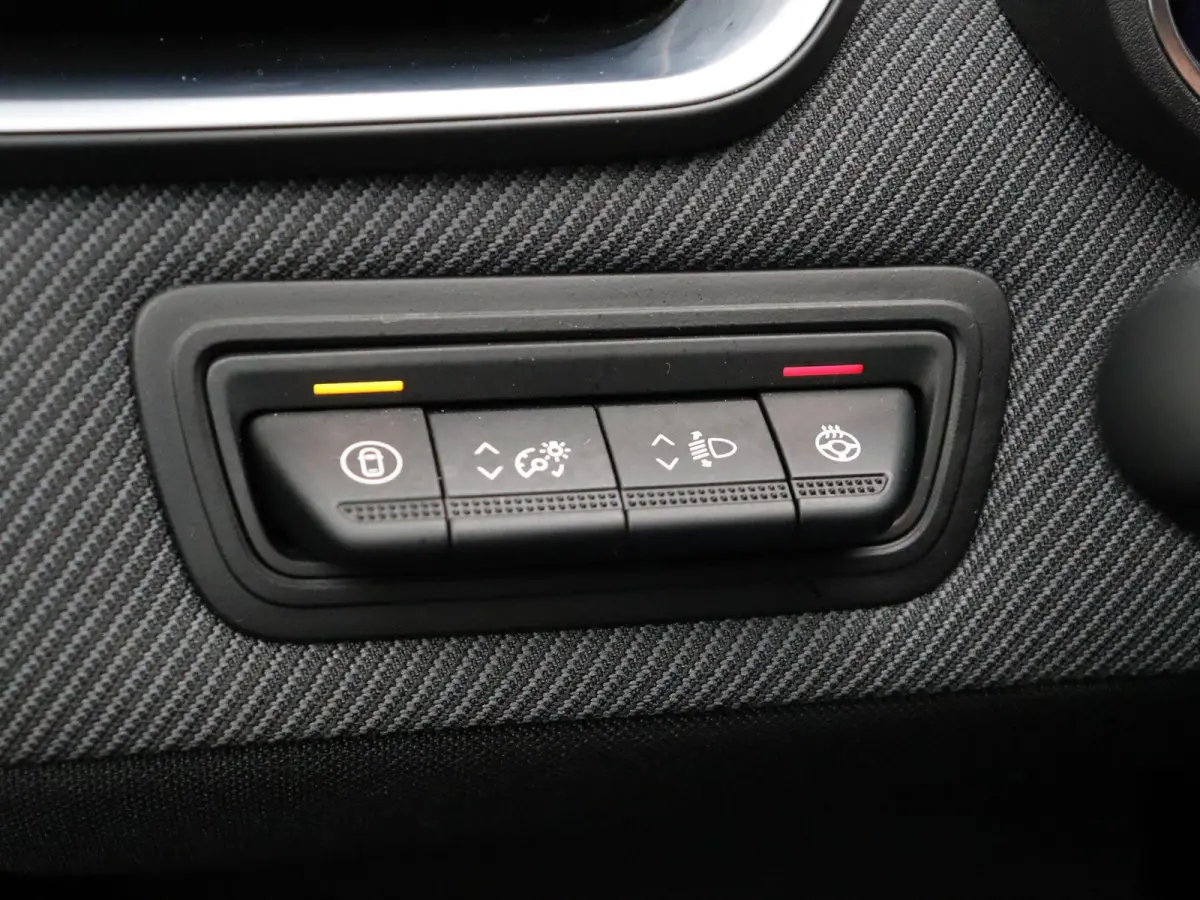 Full Hybrid 145pk Esprit Alpine | Stuur- Stoelverwarming | Dodehoek detectie | Adaptieve cruise control |