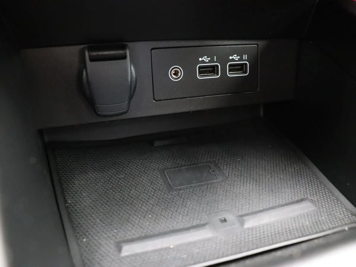 Full Hybrid 145pk Esprit Alpine | Stuur- Stoelverwarming | Dodehoek detectie | Adaptieve cruise control |