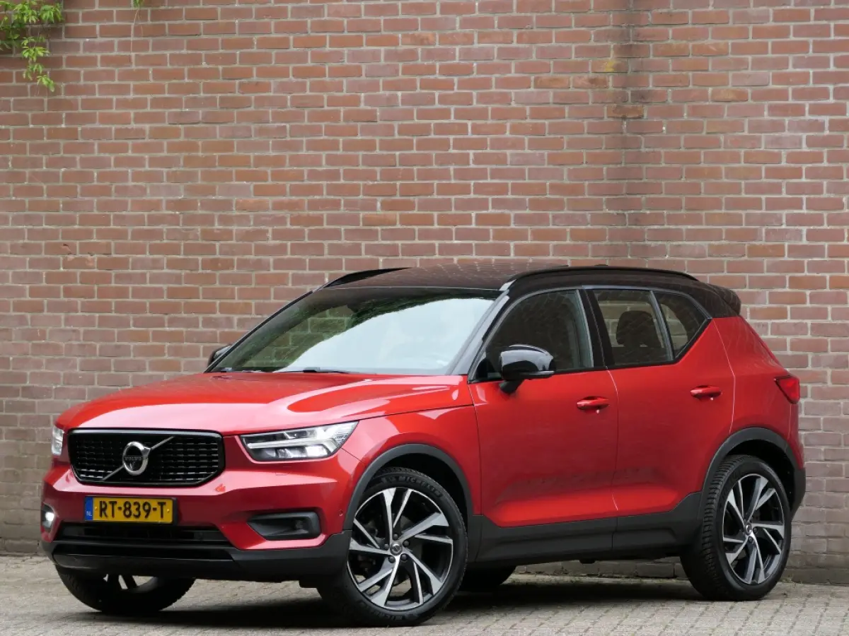 T5 AUT AWD R-Design Panoramadak / Harman/Kardon / Trekhaak / Cam