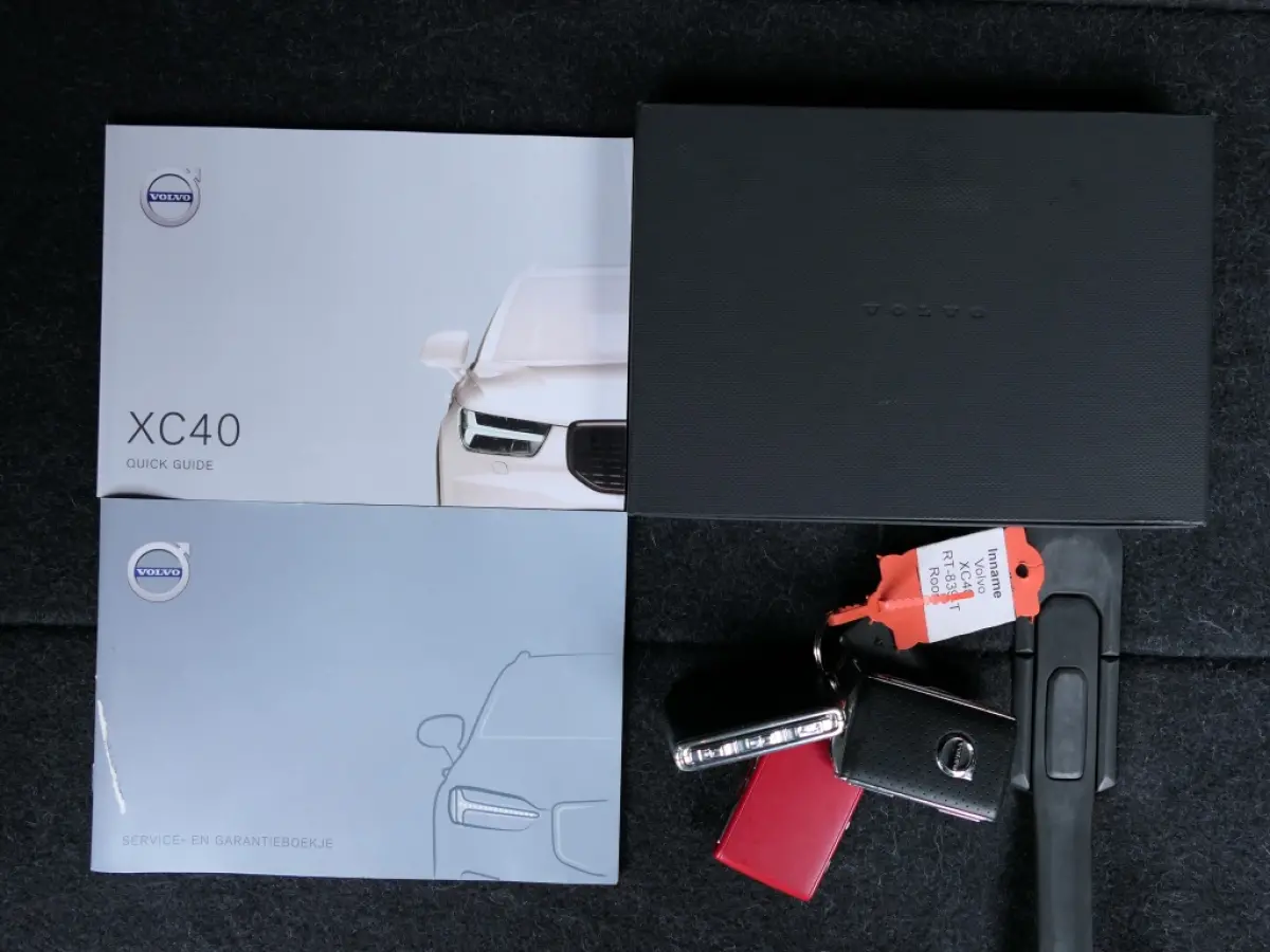 T5 AUT AWD R-Design Panoramadak / Harman/Kardon / Trekhaak / Cam