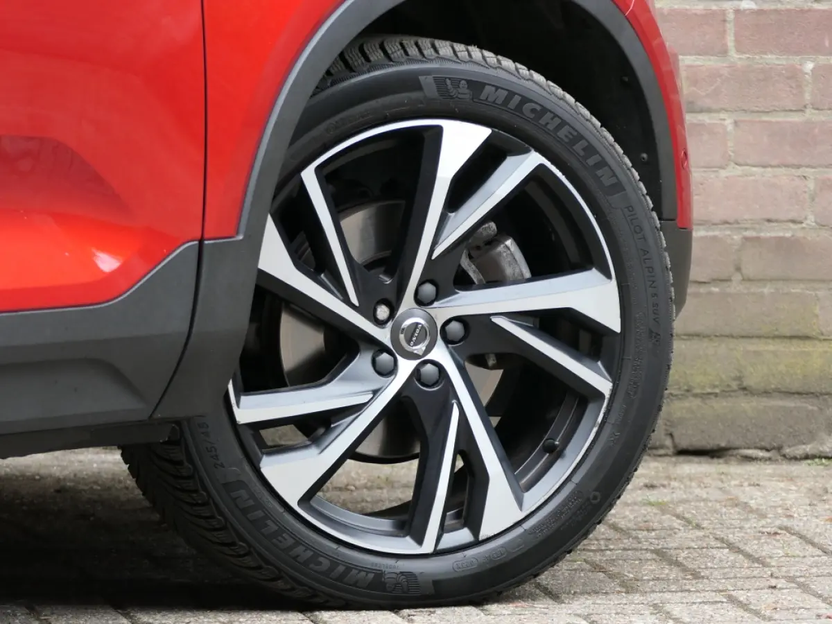 T5 AUT AWD R-Design Panoramadak / Harman/Kardon / Trekhaak / Cam
