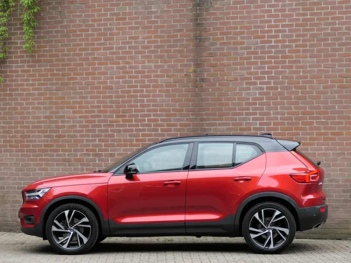 T5 AUT AWD R-Design Panoramadak / Harman/Kardon / Trekhaak / Cam