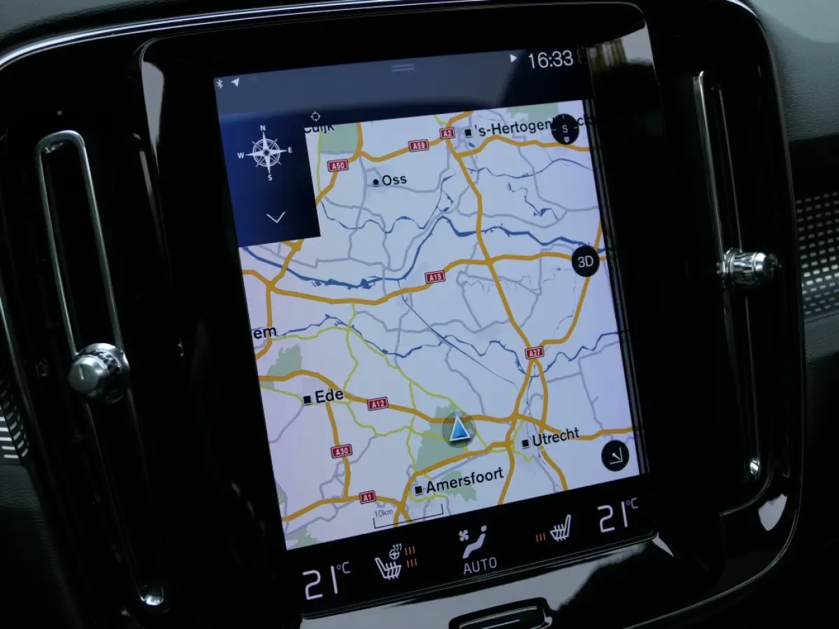 T5 AUT AWD R-Design Panoramadak / Harman/Kardon / Trekhaak / Cam