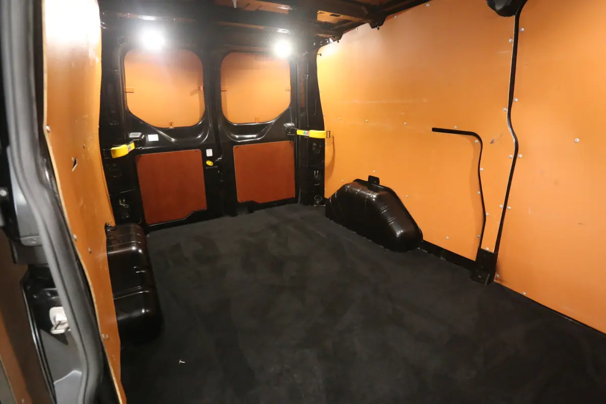 2.0 TDCI L2H1 | 2800kg Trekgew. | Airco | Cruise | Camera | 3 Zits | Carplay | Trekhaak
