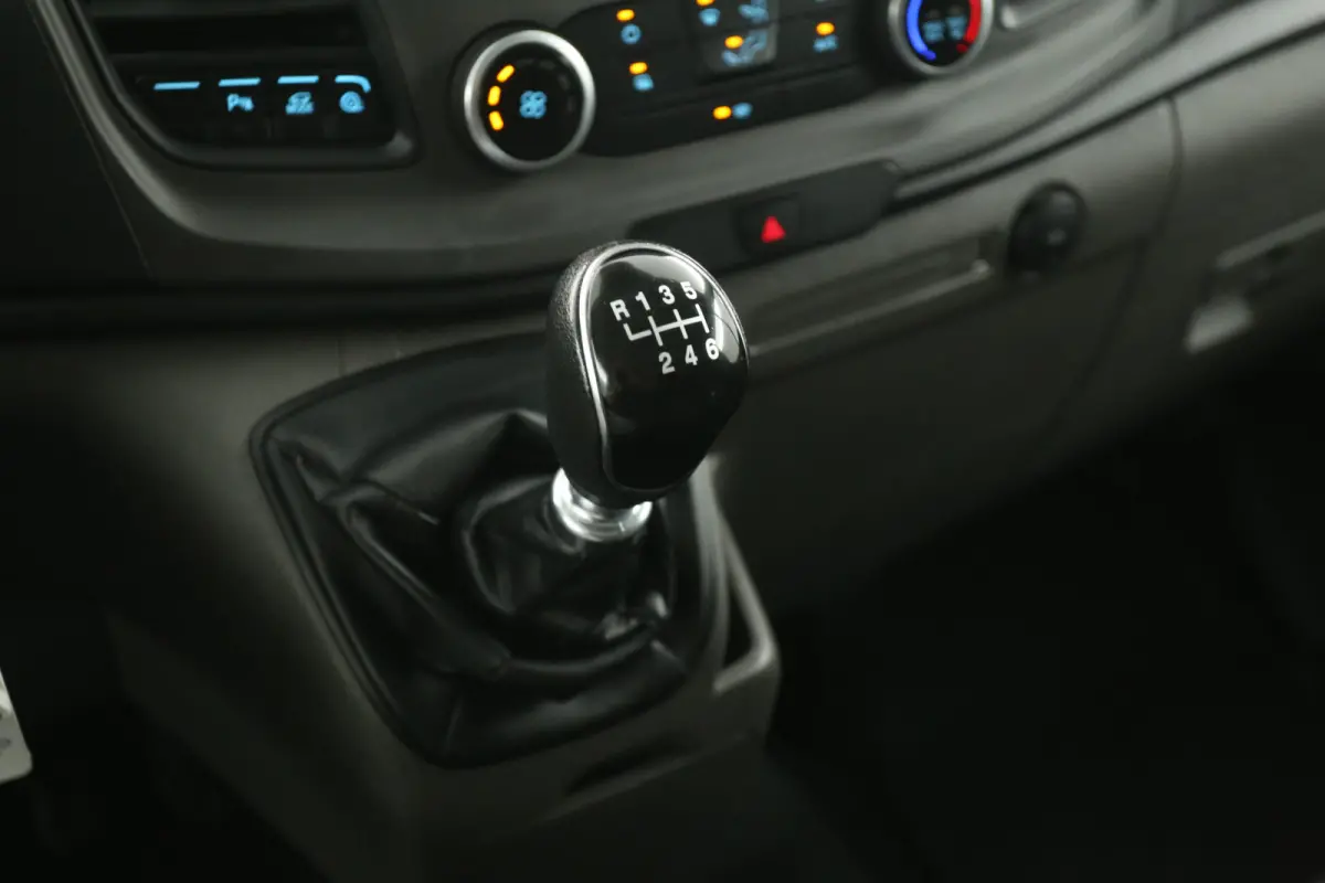 2.0 TDCI L2H1 | 2800kg Trekgew. | Airco | Cruise | Camera | 3 Zits | Carplay | Trekhaak