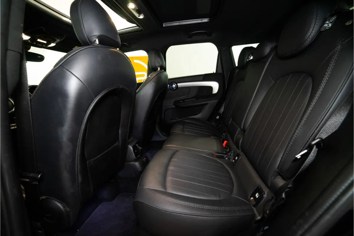 Mini 2.0 John Cooper Works ALL4 Classic 306PK | Harman/Kardon | Sfeer | HUD | Keyless | 12 MND Garantie