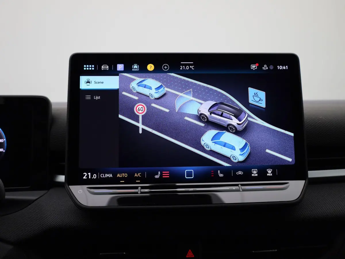 1.5 eTsi Life First Edition 116 PK| Origineel Nederlands | 1 Eigenaar | Achteruitrijcamera | Dodehoekdetectie | Apple Carplay | Climatronic | Parkeersensoren Voor & Achter