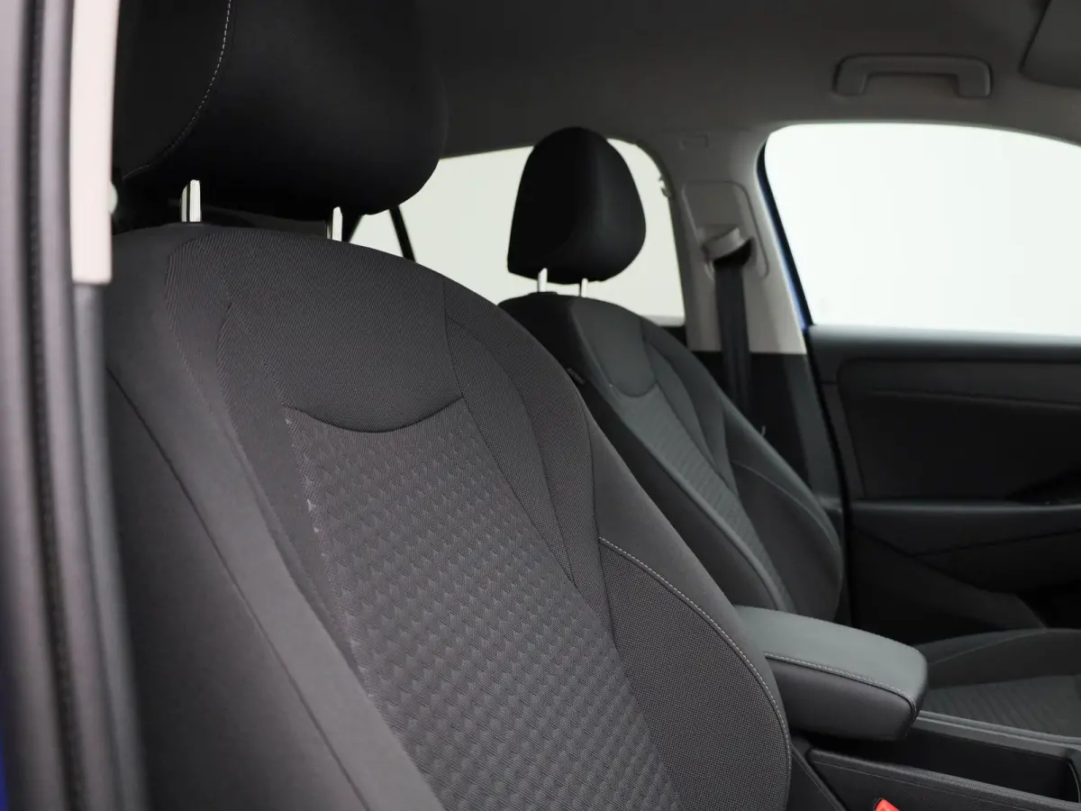 1.5 eTsi Life First Edition 116 PK| Origineel Nederlands | 1 Eigenaar | Achteruitrijcamera | Dodehoekdetectie | Apple Carplay | Climatronic | Parkeersensoren Voor & Achter