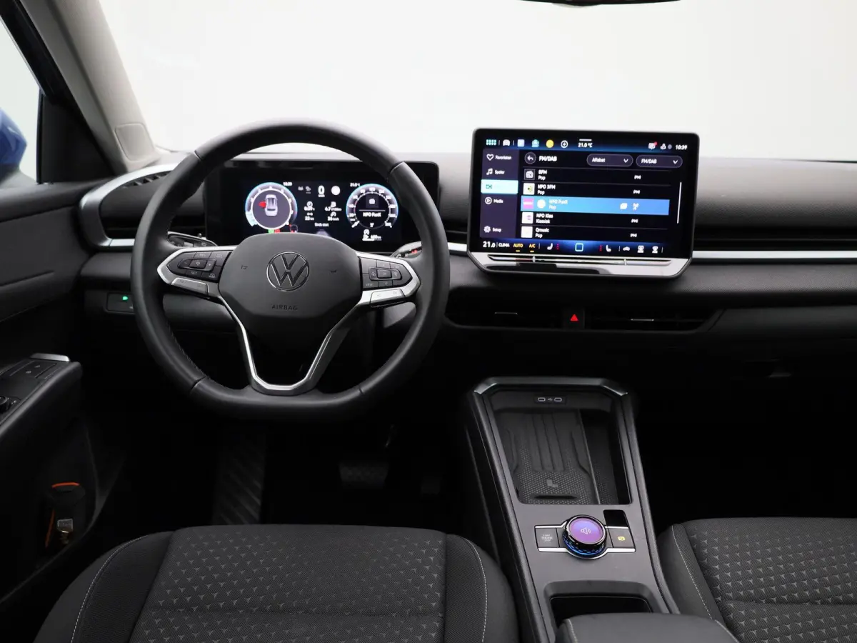 1.5 eTsi Life First Edition 116 PK| Origineel Nederlands | 1 Eigenaar | Achteruitrijcamera | Dodehoekdetectie | Apple Carplay | Climatronic | Parkeersensoren Voor & Achter