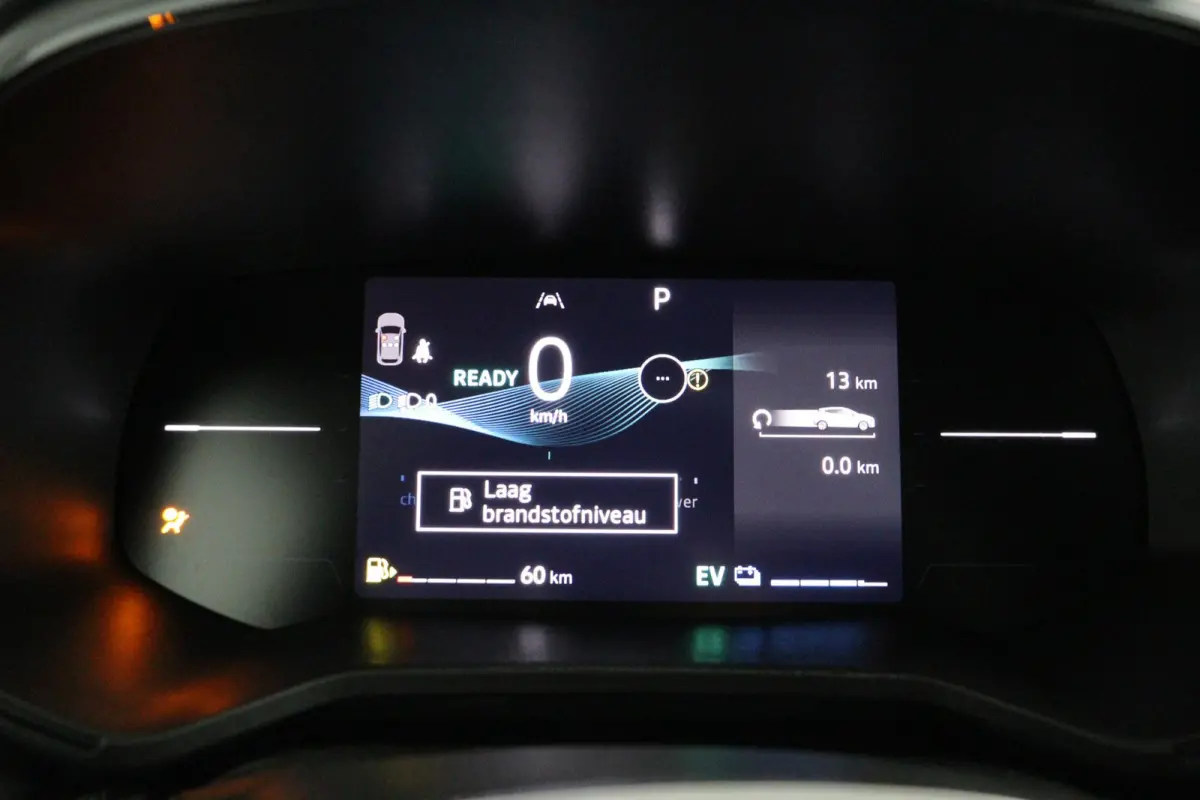 1.6 HEV Intense | € 6.600 Korting! | Achteruitrijcamera | Apple Carplay/Android Auto | Climate Control | Cruise Control | Stoelverwarming